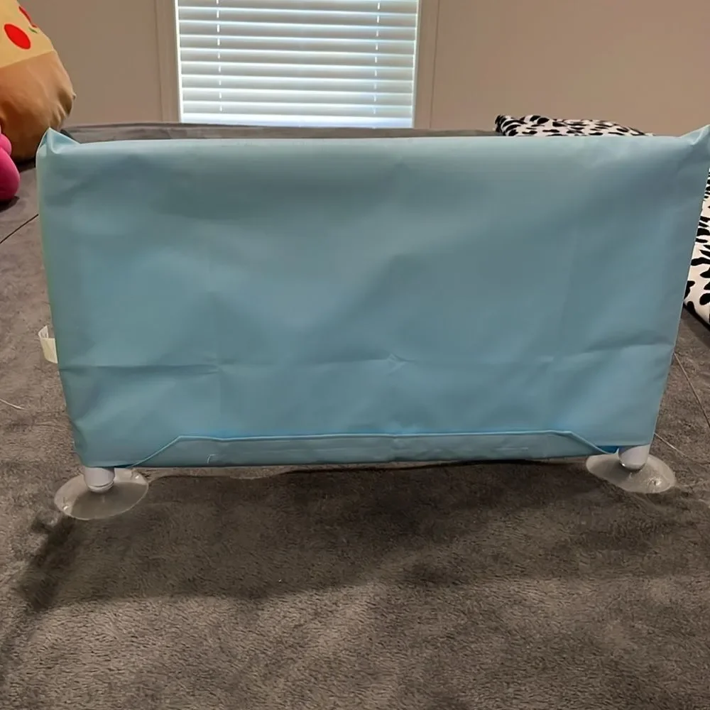 Light blue perch for your cat to put in the window with suction